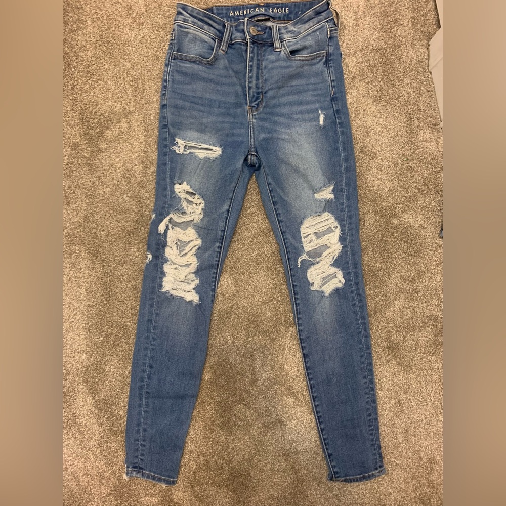 NWOT American Eagle Next Level Stretch High Waisted Distressed Skinny Jeans